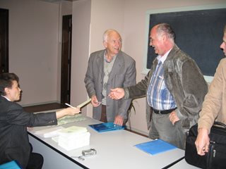 Участники конференции: A.Borovkov, V.Topchii.