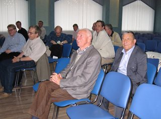 Фотография 107 с конференции 2006 года.
