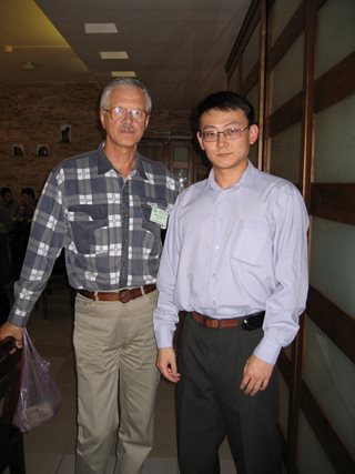 Участники конференции: V.Lotov, D.Kim.