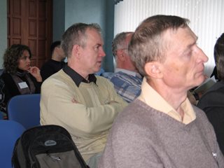 Участники конференции: G.Tsitsiashvili.