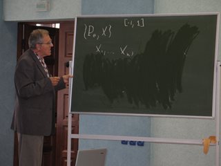 Участники конференции: I.Ibragimov.
